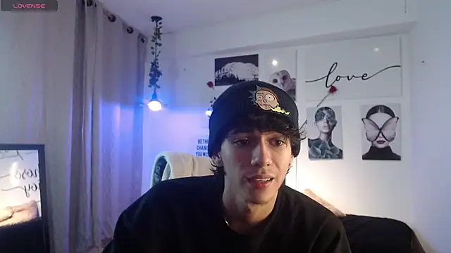 AmethystShadow17 webcam