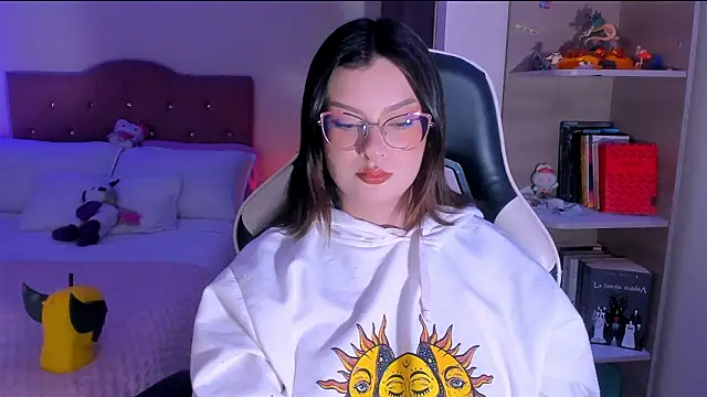 OphelianaRose33 webcam