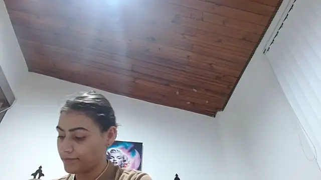 Crystal_Star_ webcam