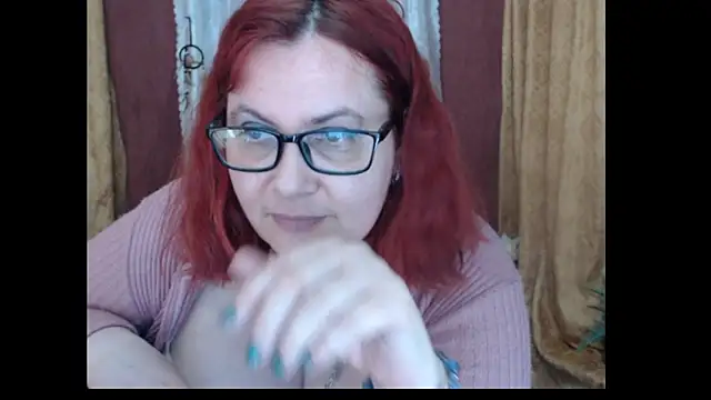 PlayfullMature webcam