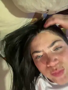 PamelaJonsom_ webcam