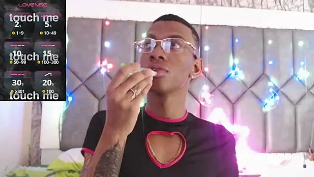 Tiffany_Valentine15 webcam