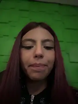 emily-teen - Emily-teen's free webcam - UK Sex Cams