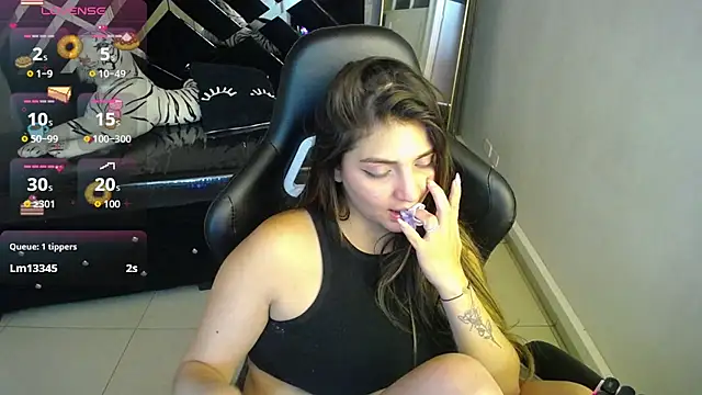 emily_cooper_t webcam