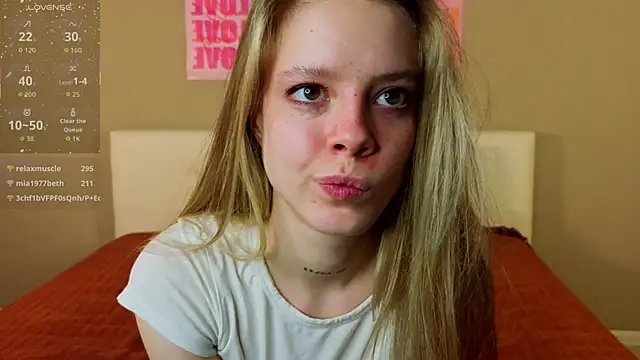 TiffinyMergist webcam