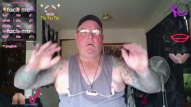 KINKYBLUEYES69 webcam