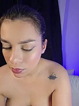 AmaiaSalvatore webcam