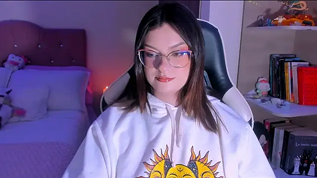 OphelianaRose33 webcam