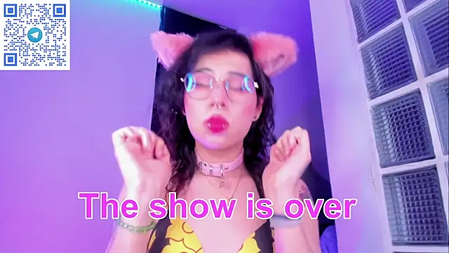 Sweet-SharoKitty webcam