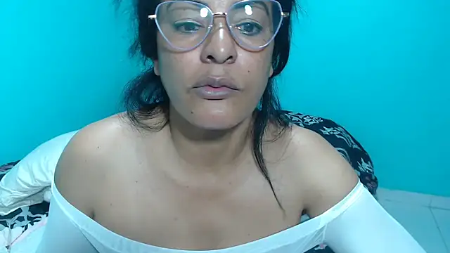 kateleyagrey webcam