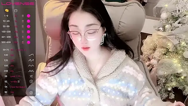 Monica-666888- webcam