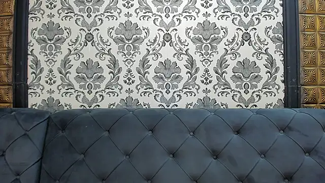 LissaBigTitts webcam