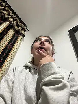 AliceTeenager___ webcam