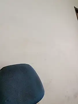 Chocolate_stud10 webcam