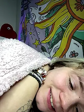 Cutiepiespanks webcam