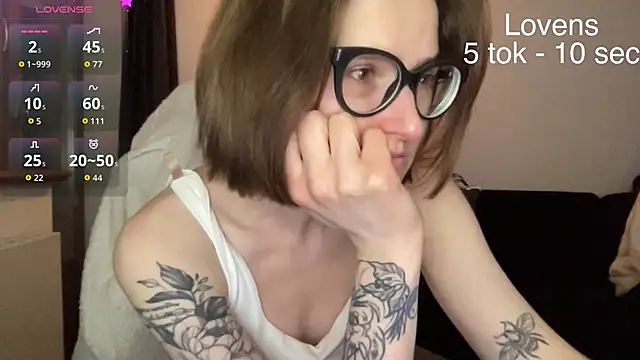 sexy_sweets (Ask my age) - make Asya happy