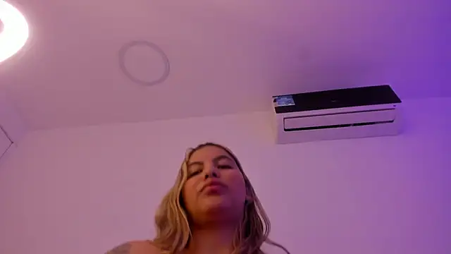 OliviaSweett webcam