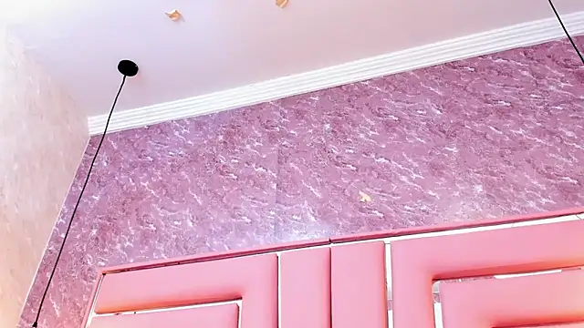 EXOTIC_EBONY_ webcam