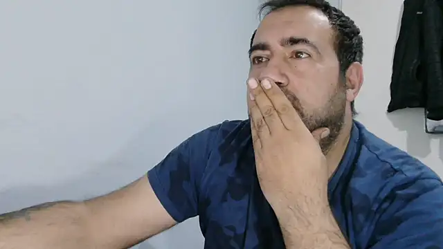 big_snakee (Ask my age) - Does anyone want sperm? :wanker: