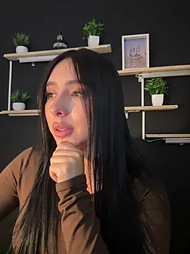 Webcam Model (isabella_jade)  is live.Free join now!