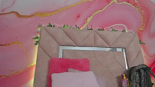 Taylor__cooper webcam