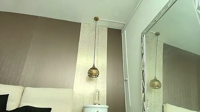 Tiifany_Baker webcam