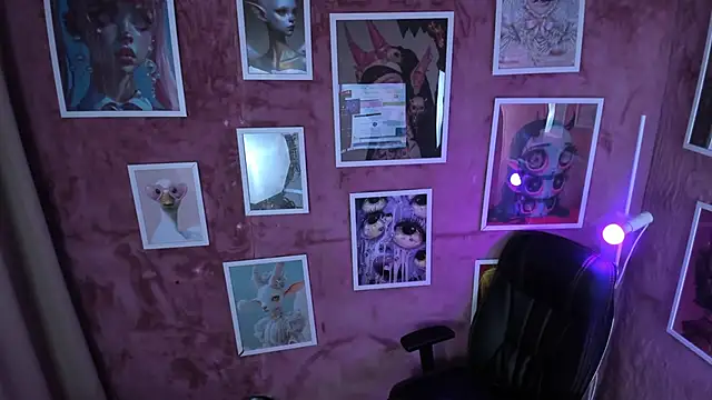 Bayonetta_doll webcam