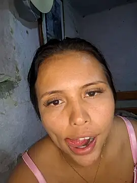 Daniela_Cruz_ webcam