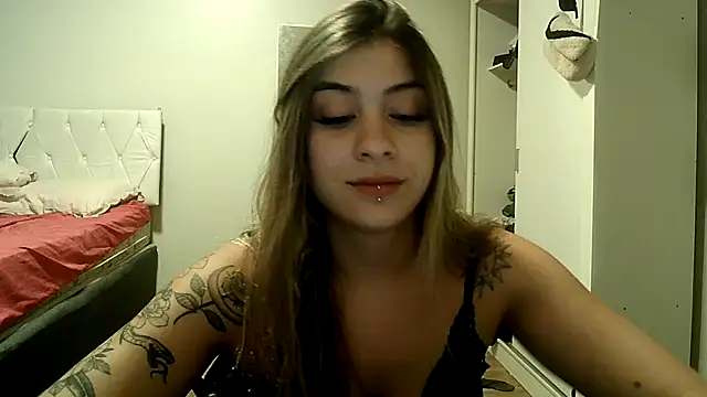 becca_b - Becca_B's free webcam - UK Sex Cams