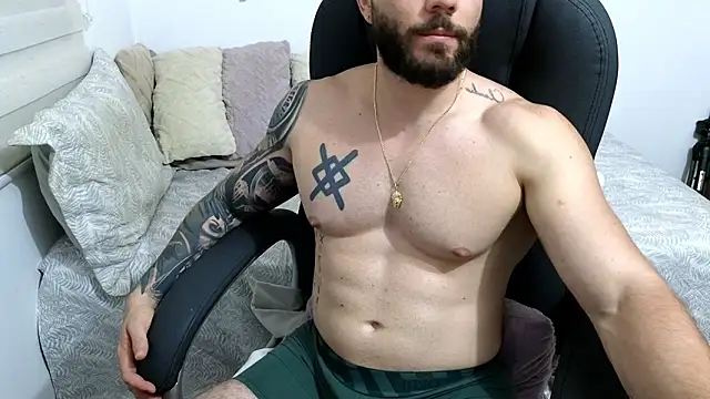 Isaac_Carter webcam