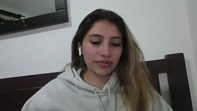 AliceTeenager___ webcam