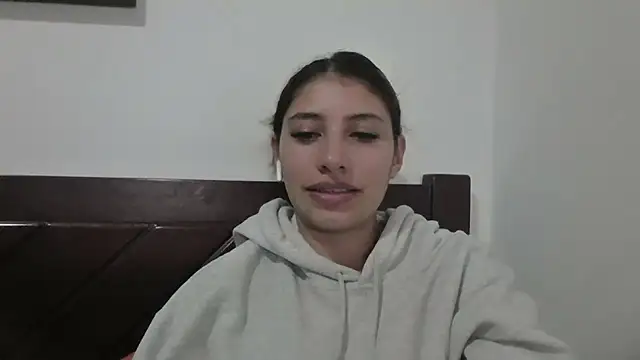 AliceTeenager___ webcam