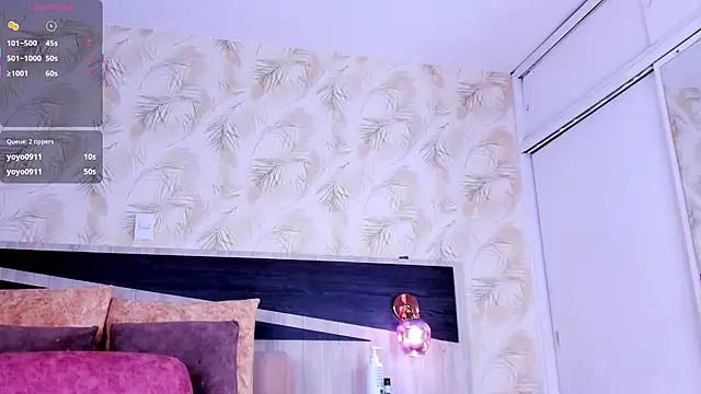 Travis_lenox_ webcam