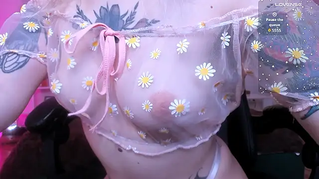 tattoo_art_baby webcam