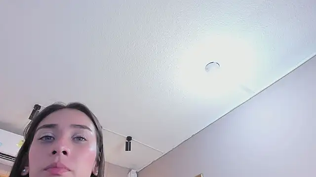 NahimiThompson webcam