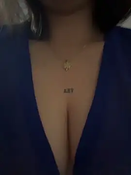 Antonella_Julieta webcam