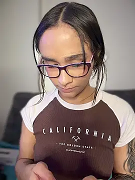 Isabella-Teen webcam