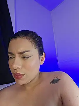 AmaiaSalvatore webcam