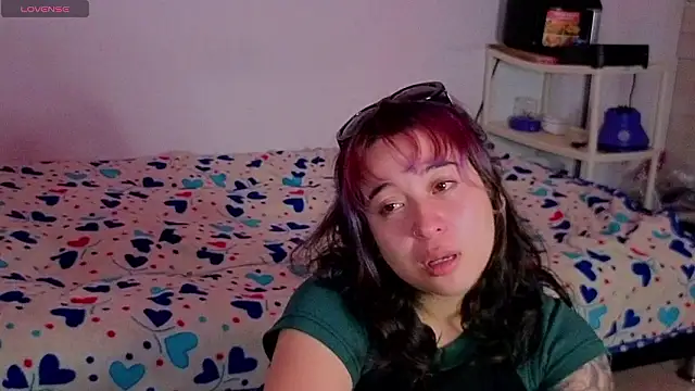 Celeste_Bauman webcam