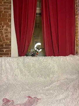 MyKittySayMeow webcam