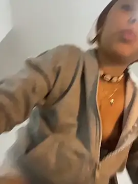 baddieasiantv webcam