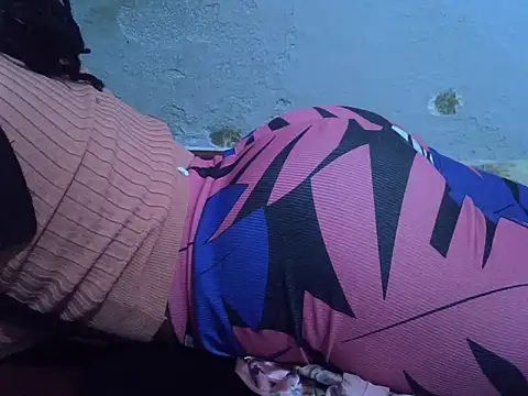 skinnysexynaughty webcam