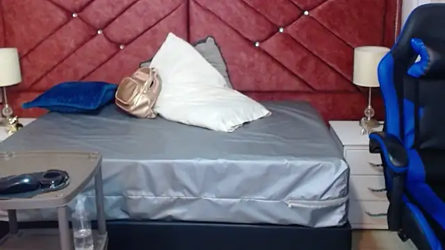 victoria_adams07 webcam