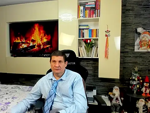 SpartacusDaddy48 webcam