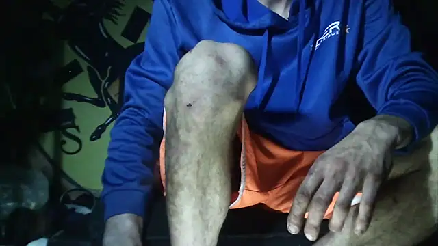 ILOVEhairywoman webcam