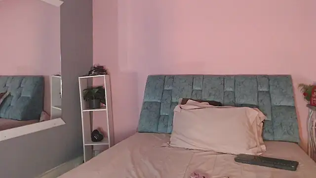 Camila_Russoo webcam