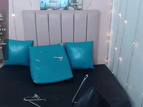 cora_desirers707 webcam