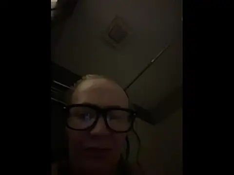 SugarTits199869 webcam