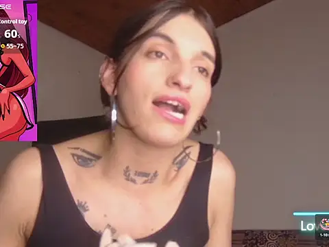 Scarlett_crastrawberry webcam