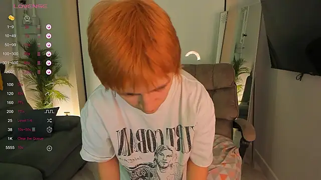 AutumnWhisper webcam